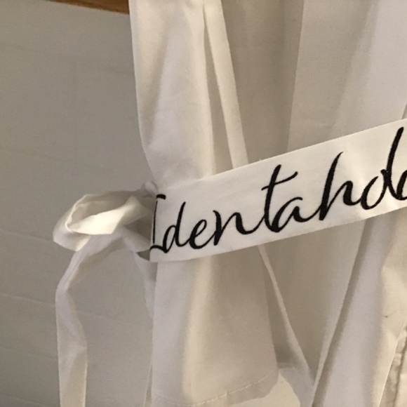 3for $30 Callie Lives White pleated short sleeve blouse - Picture 6 of 12